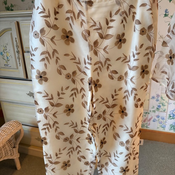 3 piece silk outfit - Picture 5 of 6